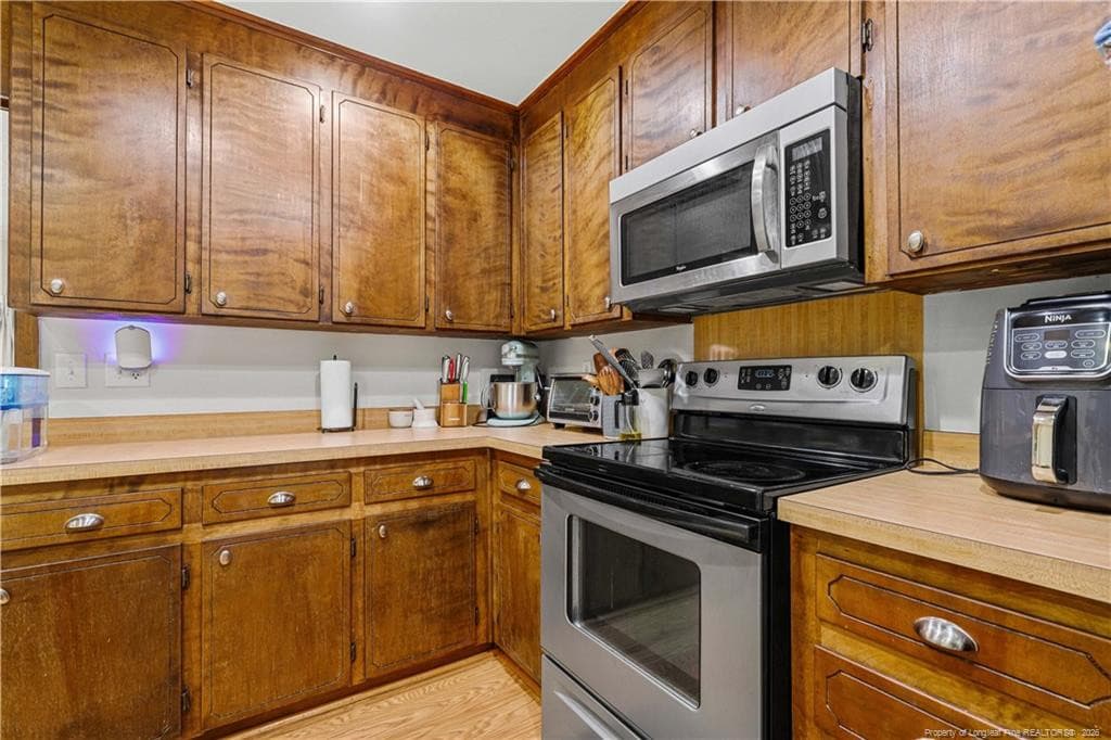 Photo 10 - 205 Violet Road, Dunn, NC 28334, Dunn