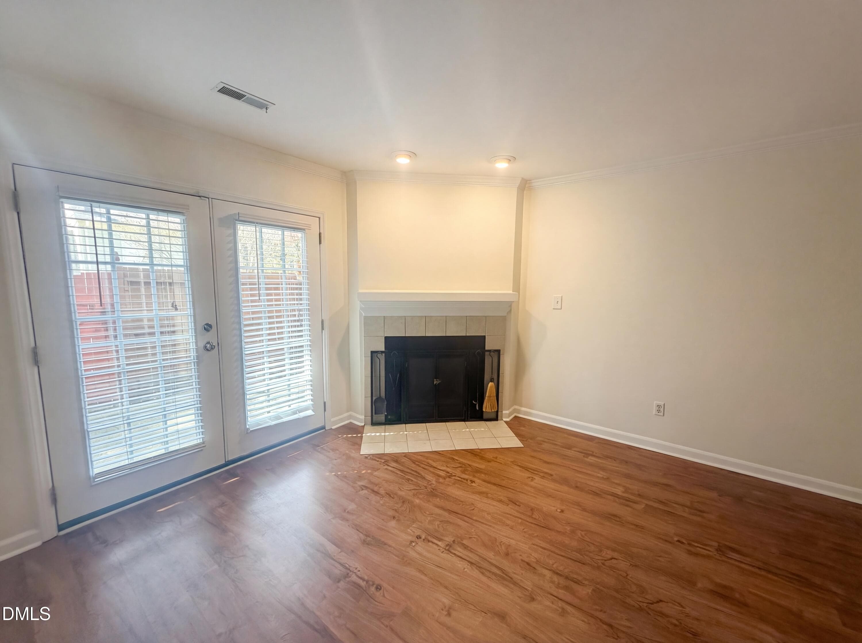 listing_2 - 5621 Split Oak Way, Raleigh, NC 27609, Raleigh