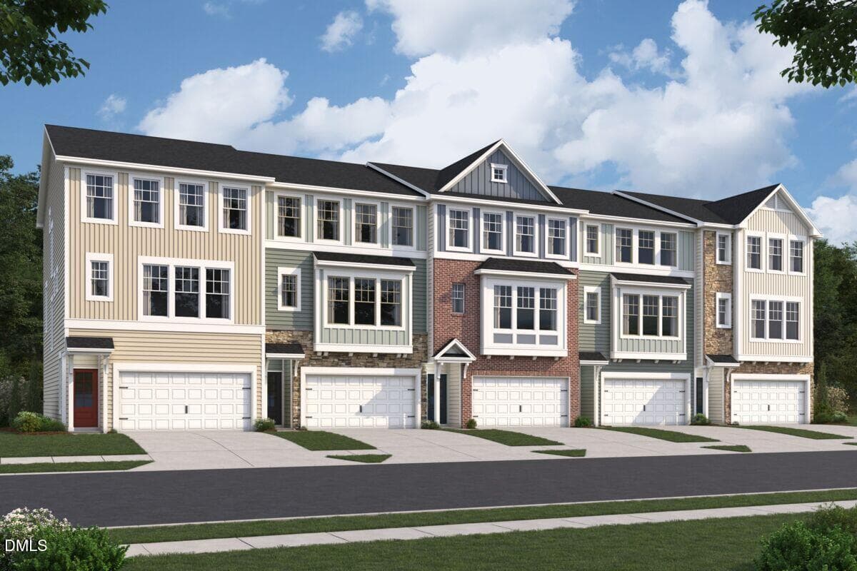 FST 529-534 exterior - 2283 Bay Minette Station #530, Apex, NC 27502