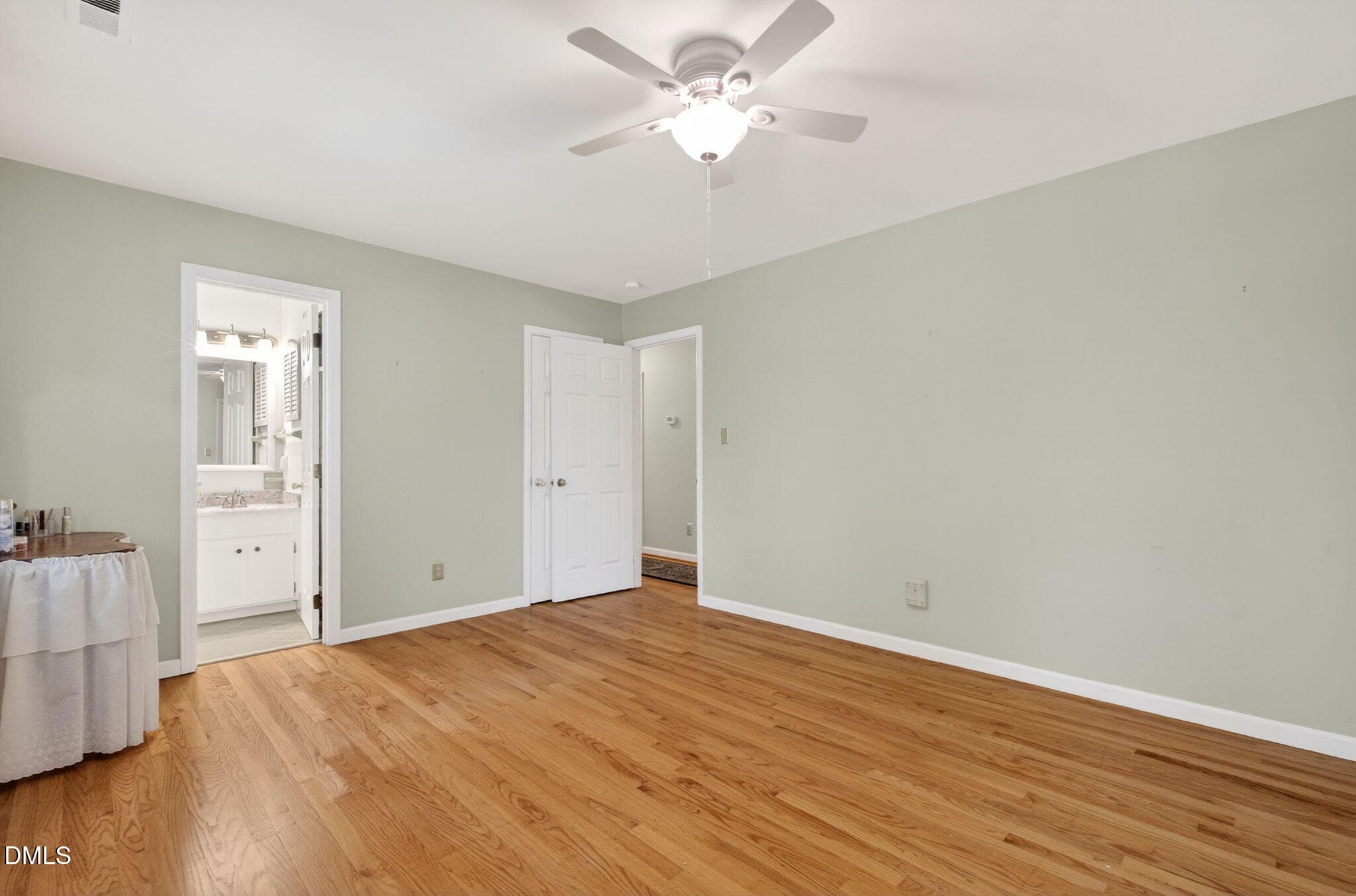 35-web-or-mls-417 Crescent-44 - 417 Crescent Court, Raleigh, NC 27609, Raleigh
