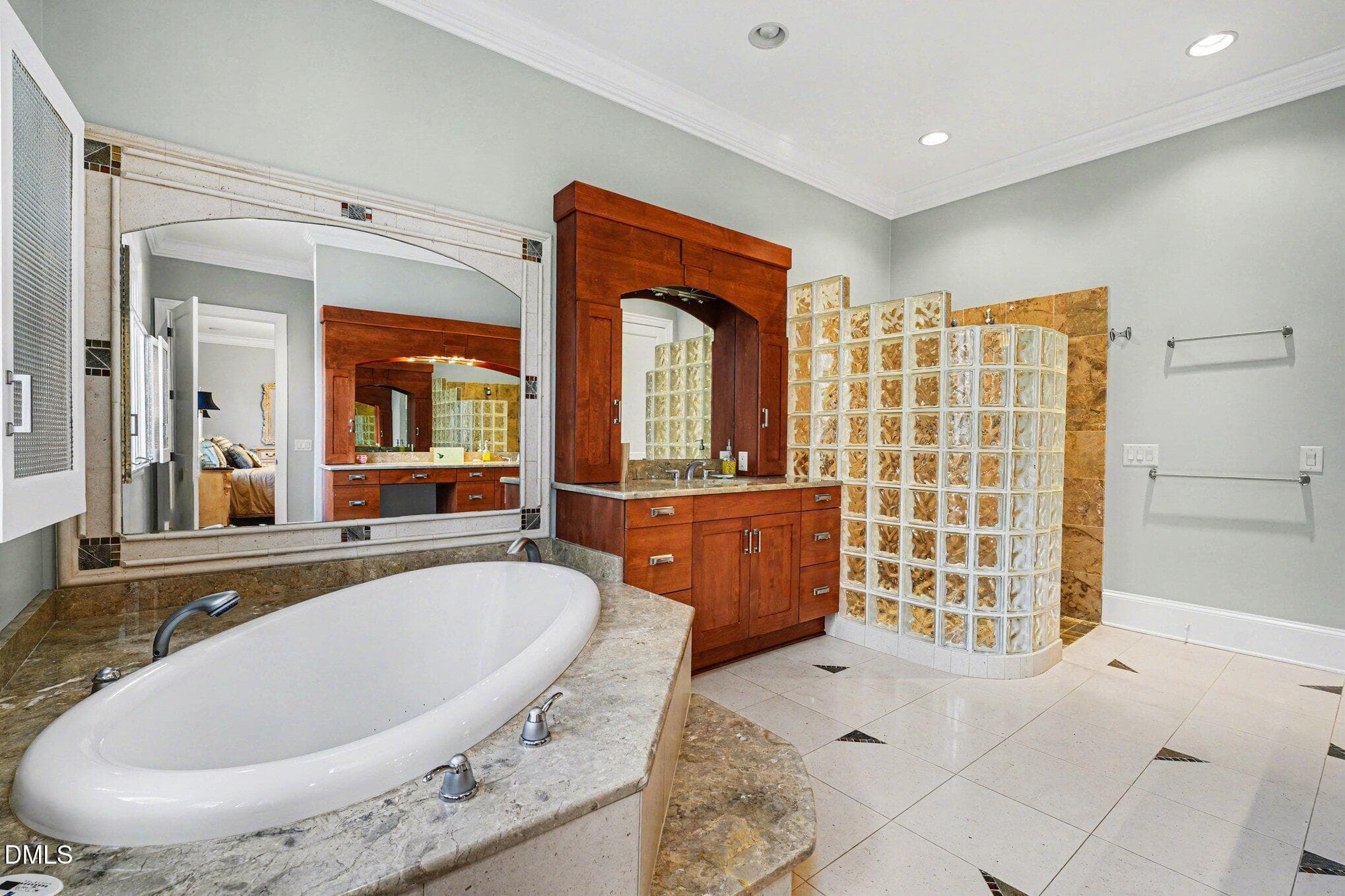 022_file_5677 - 3207 Sussex Road, Raleigh, NC 27607, Raleigh