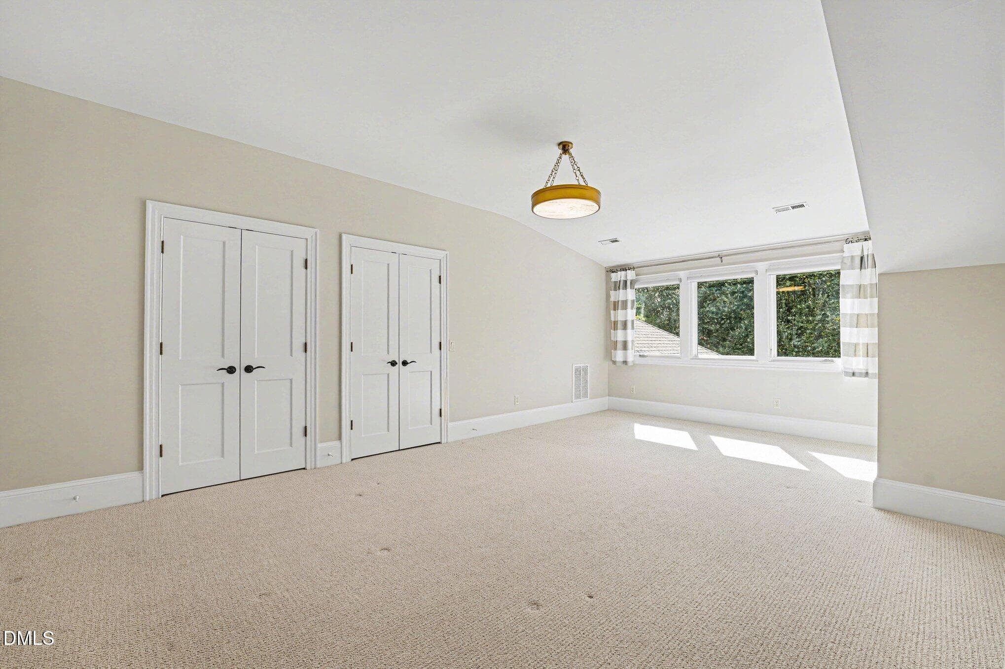 037_file_6028 - 3207 Sussex Road, Raleigh, NC 27607, Raleigh