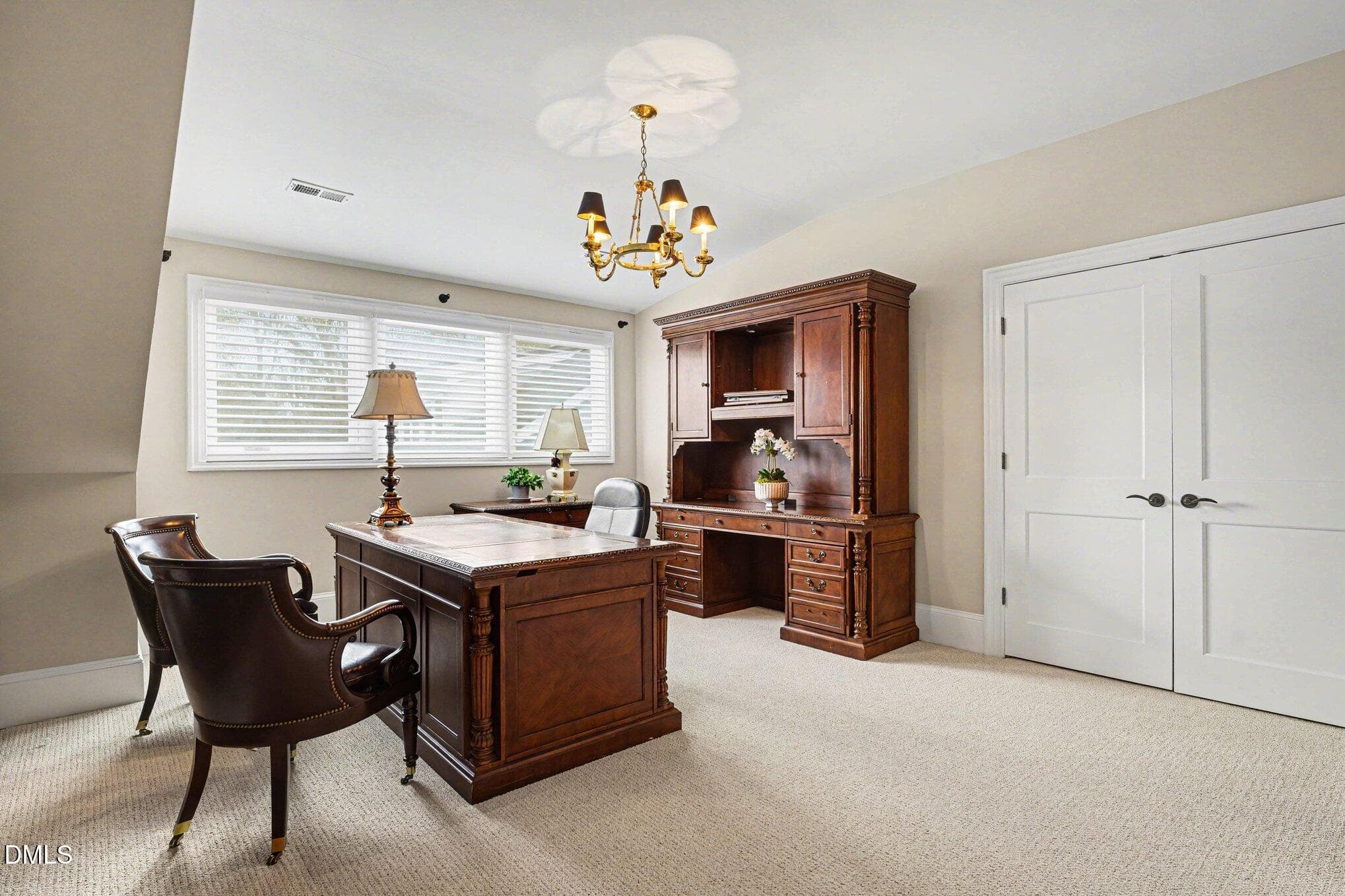038_file_2172 - 3207 Sussex Road, Raleigh, NC 27607, Raleigh