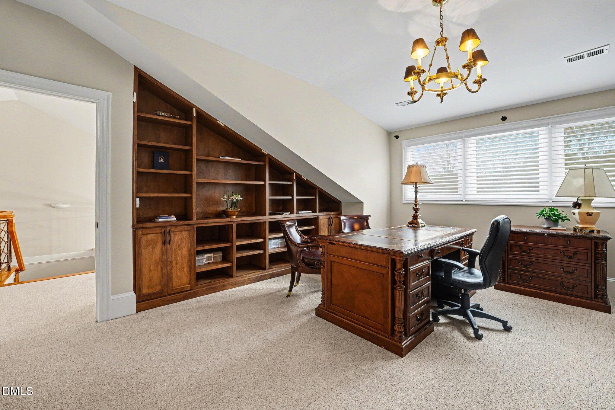 039_file_7894 - 3207 Sussex Road, Raleigh, NC 27607, Raleigh
