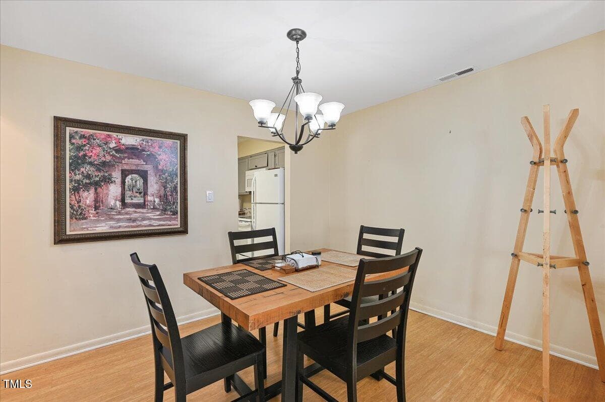 09-37 - 250 S Estes Drive Apt 115, Chapel Hill, NC 27514, Chapel Hill