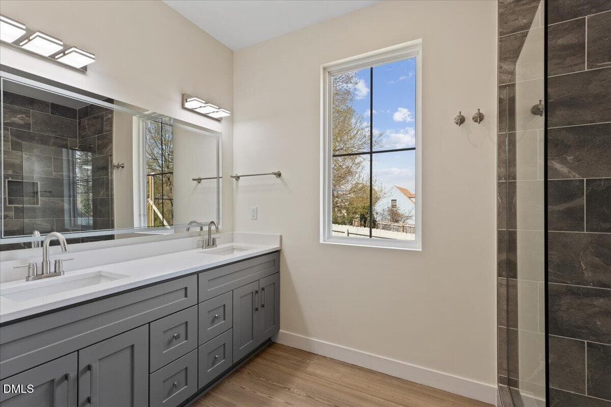 MAIN BATHROOM - 511 Linwood Avenue, Durham, NC 27701, Durham