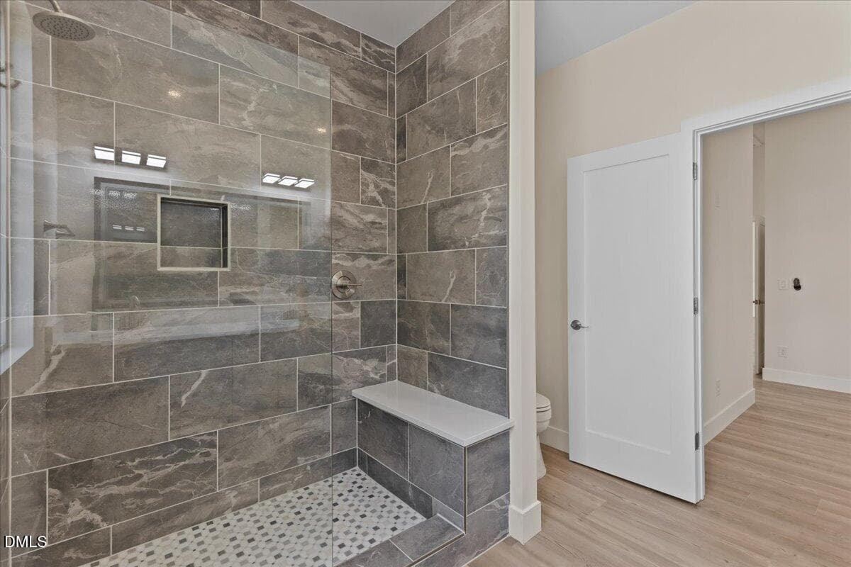 MAIN BATHROOM - 511 Linwood Avenue, Durham, NC 27701, Durham