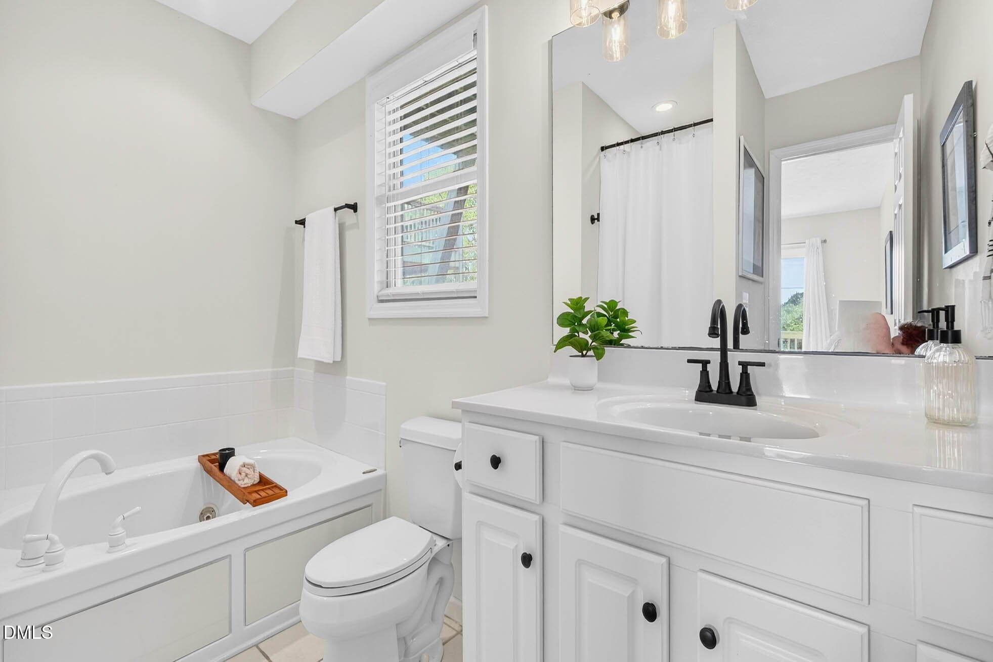 Ensuite - 1125 S Topsail Drive, Surf City, NC 28445