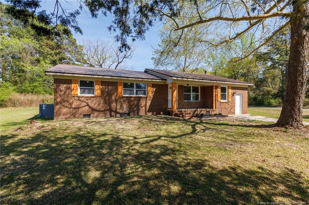 Photo 2 - 1002 Able Street, Elizabethtown, NC 28337