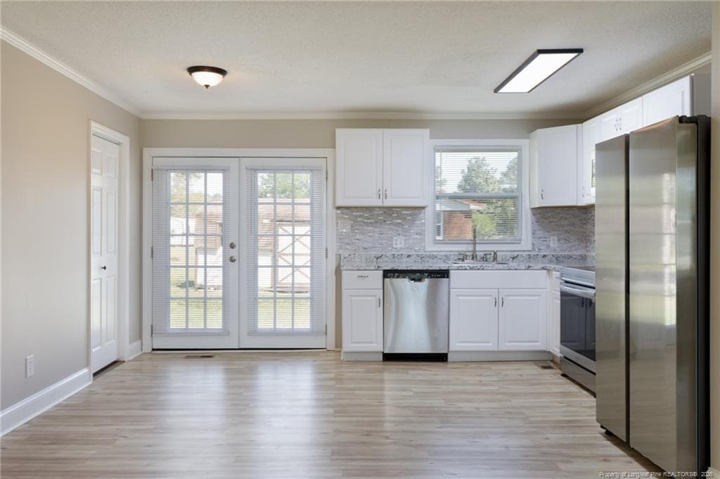Photo 8 - 1002 Able Street, Elizabethtown, NC 28337