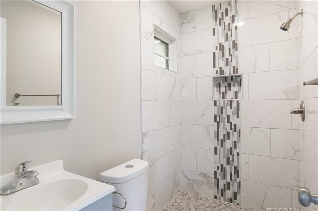 Photo 18 - 1002 Able Street, Elizabethtown, NC 28337