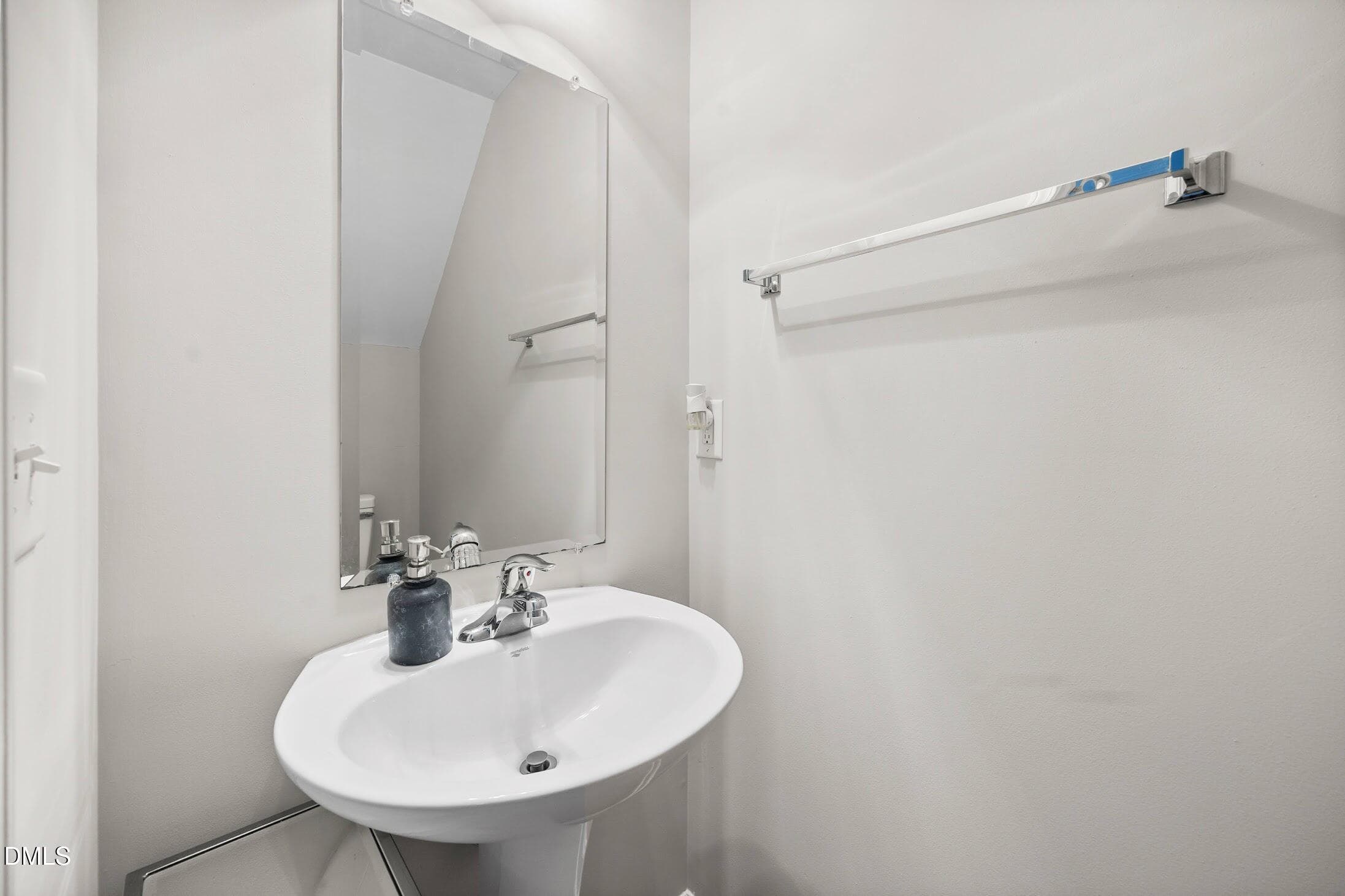 Half bath - 2940 Casona Way, Raleigh, NC 27616, Raleigh
