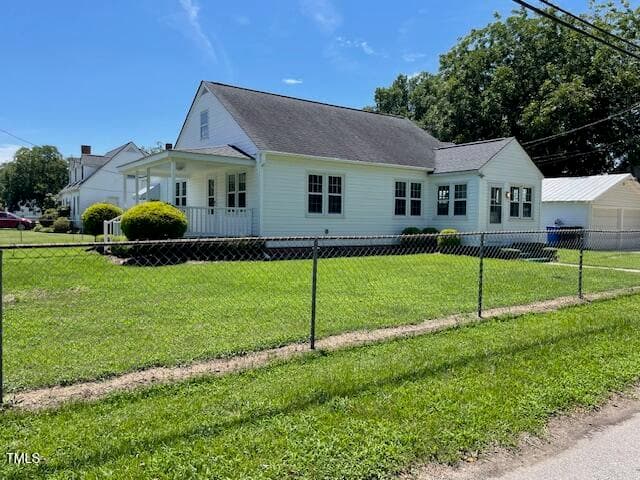 IMG_2302 - 140 S Dunn Street, Angier, NC 27501