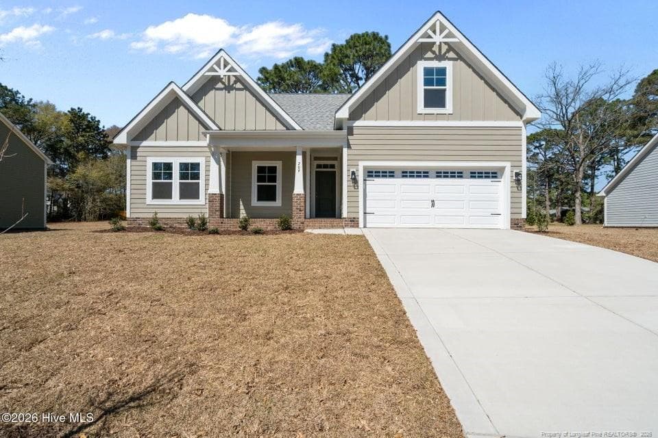 209 Telluride Court, Aberdeen, NC 28315