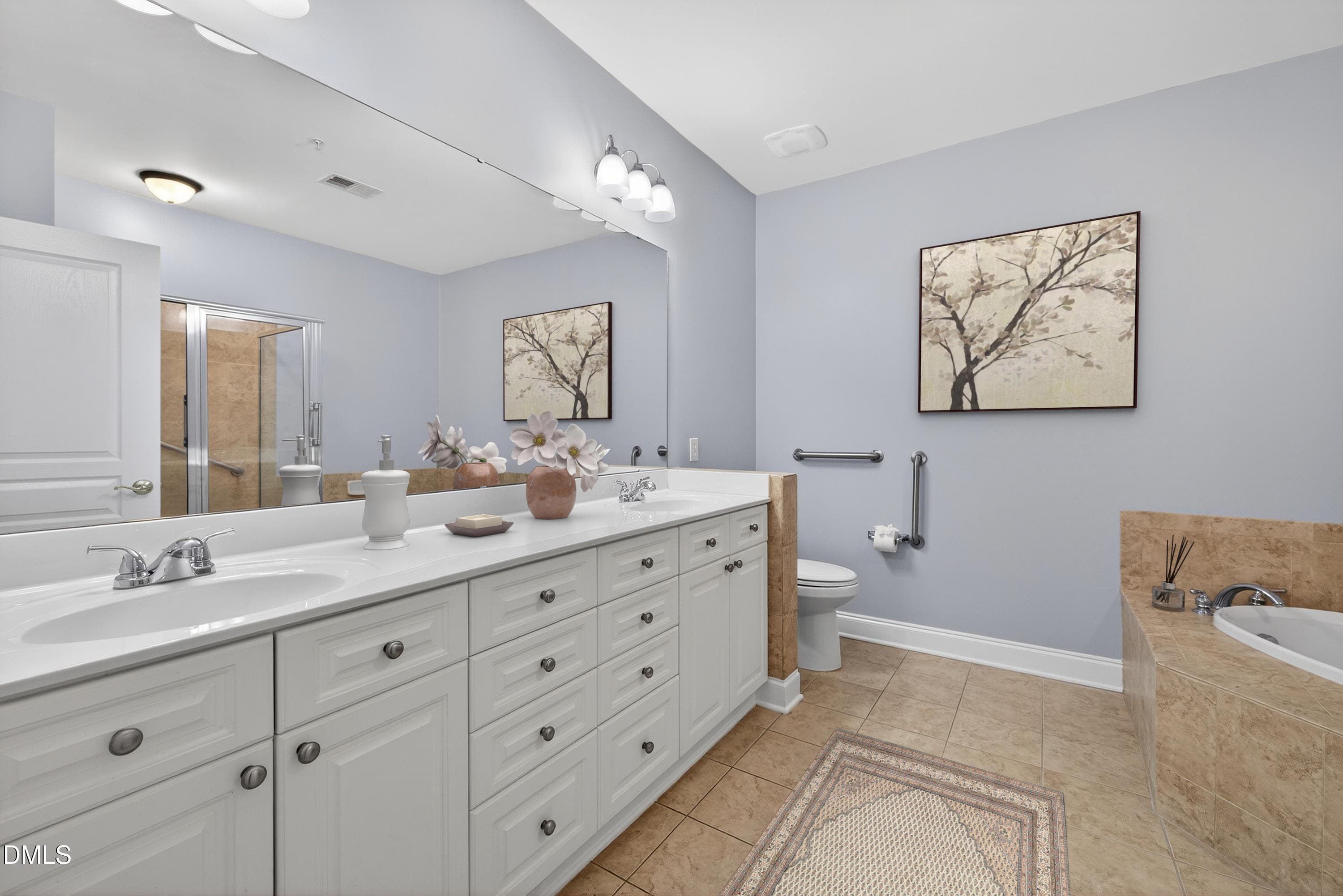 Essex staged Scene-31 - 3920 Essex Garden Lane 202, Raleigh, NC 27612, Raleigh