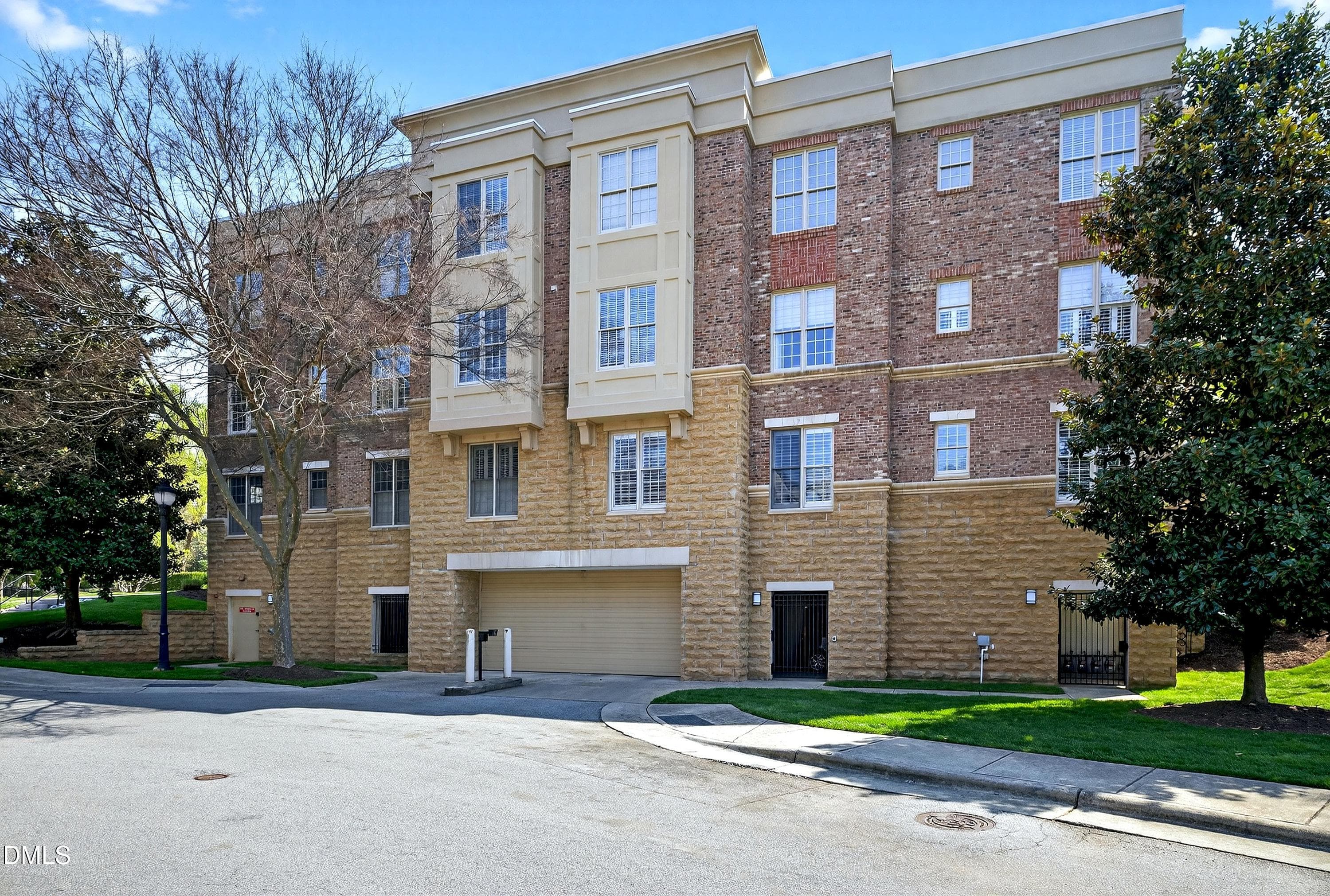 EGScene-48 - 3920 Essex Garden Lane 202, Raleigh, NC 27612, Raleigh