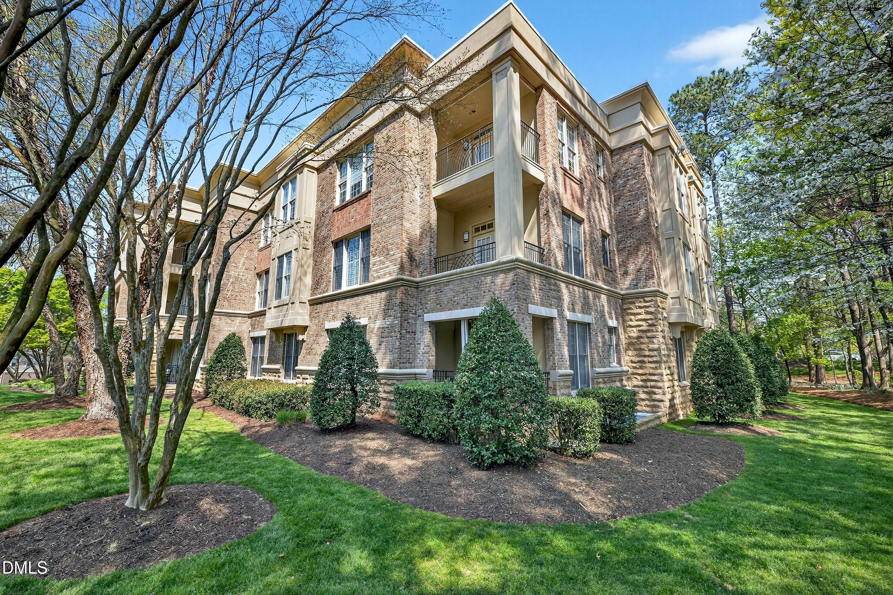 EGScene-42 - 3920 Essex Garden Lane 202, Raleigh, NC 27612, Raleigh