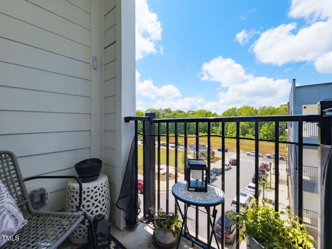 023-1280x960-covered-porch - 2217 Gathering Square Court, Fuquay Varina, NC 27526