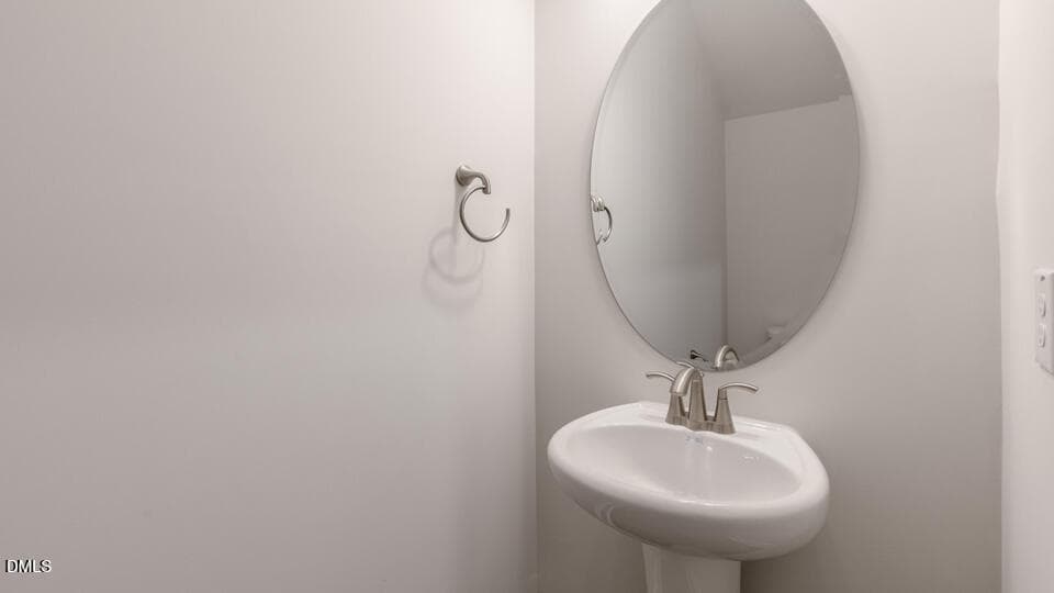 Powder Room - 717 Gold Hill Way, Hillsborough, NC 27278, Hillsborough