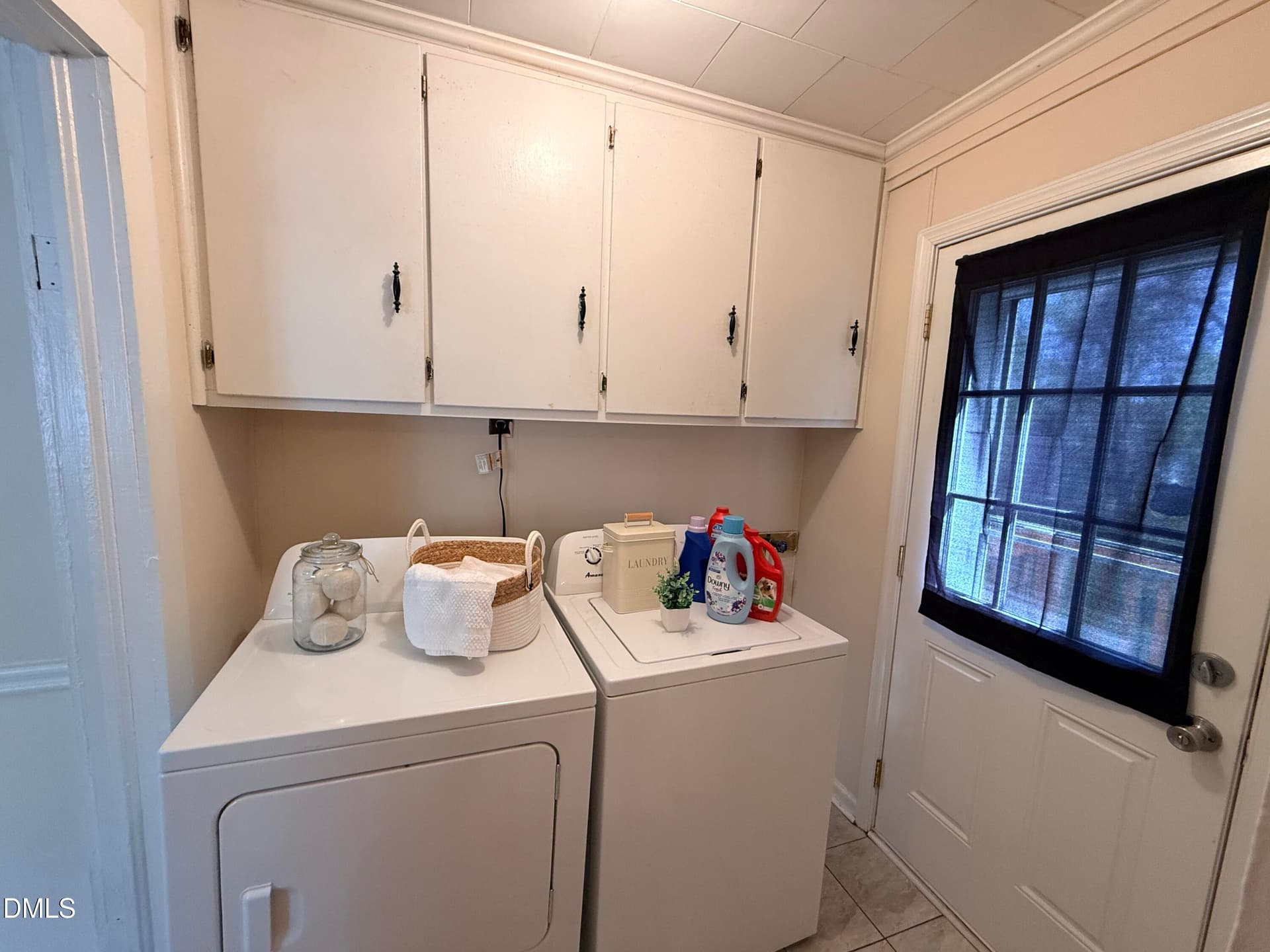 Laundry space - 1268 Ridge Road, Roxboro, NC 27573