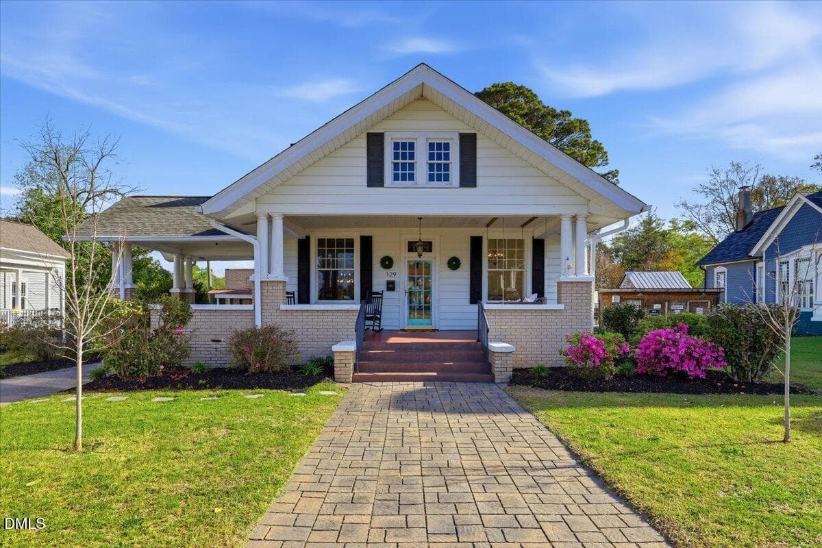 129 E Railroad Street, La Grange, NC 28551