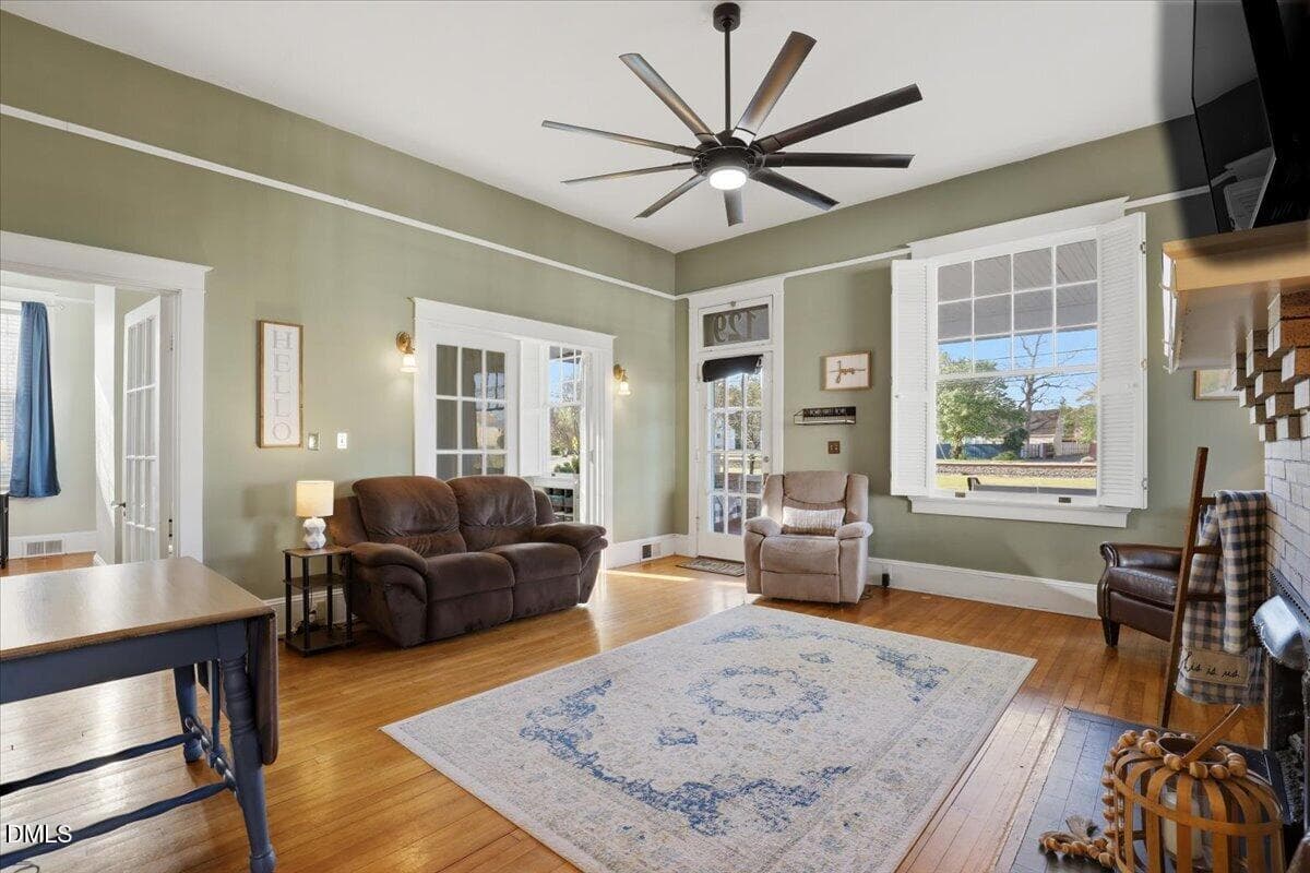 16-129 E Railroad St-16 - 129 E Railroad Street, La Grange, NC 28551
