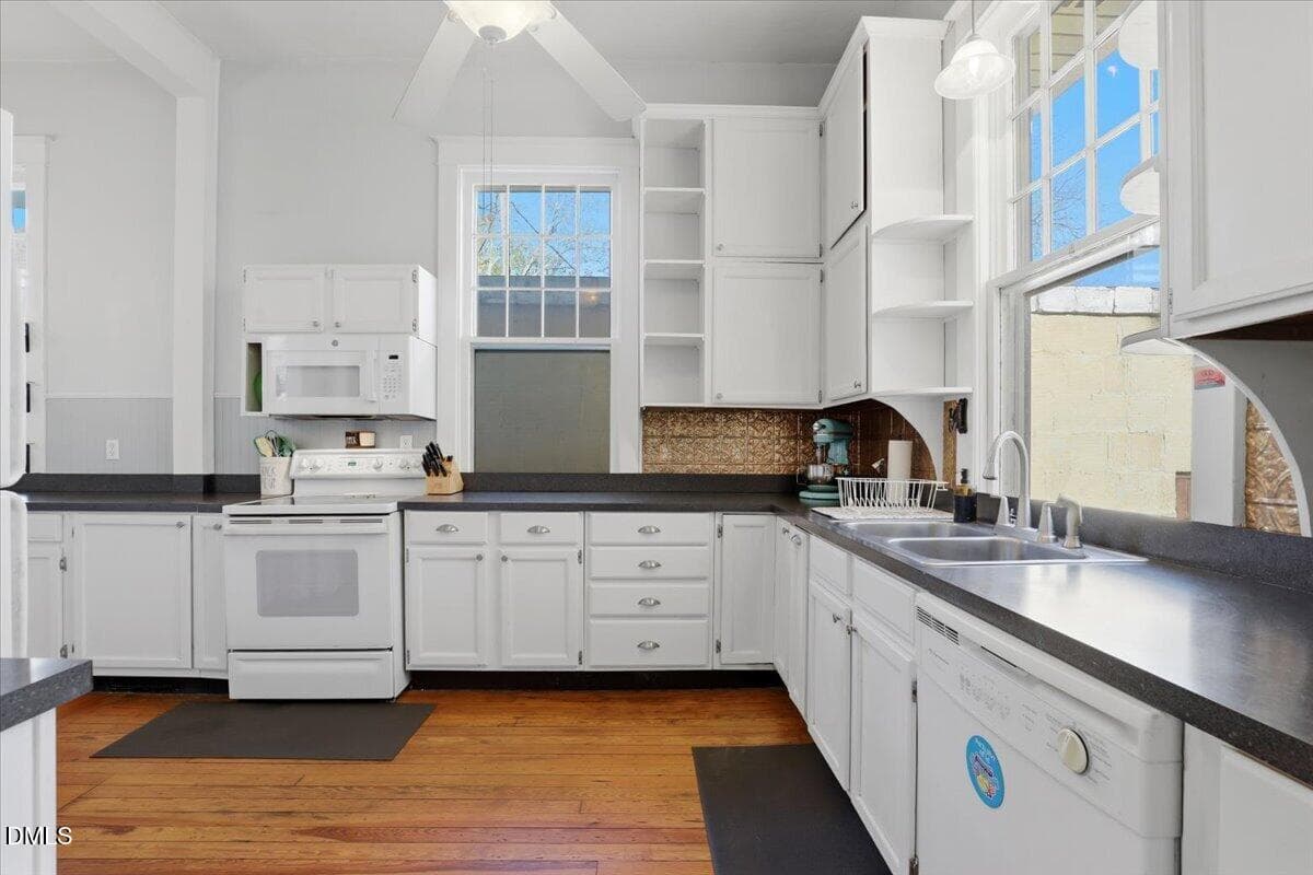 19-129 E Railroad St-19 - 129 E Railroad Street, La Grange, NC 28551