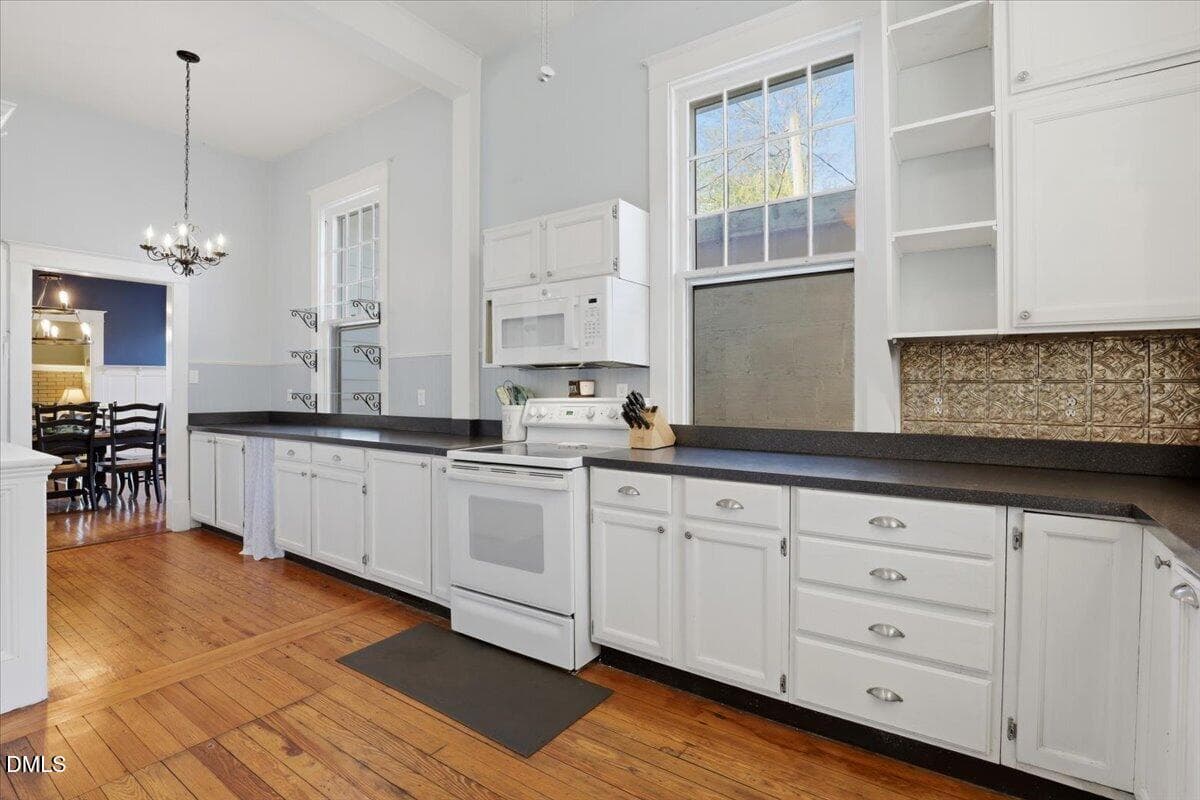 21-129 E Railroad St-21 - 129 E Railroad Street, La Grange, NC 28551