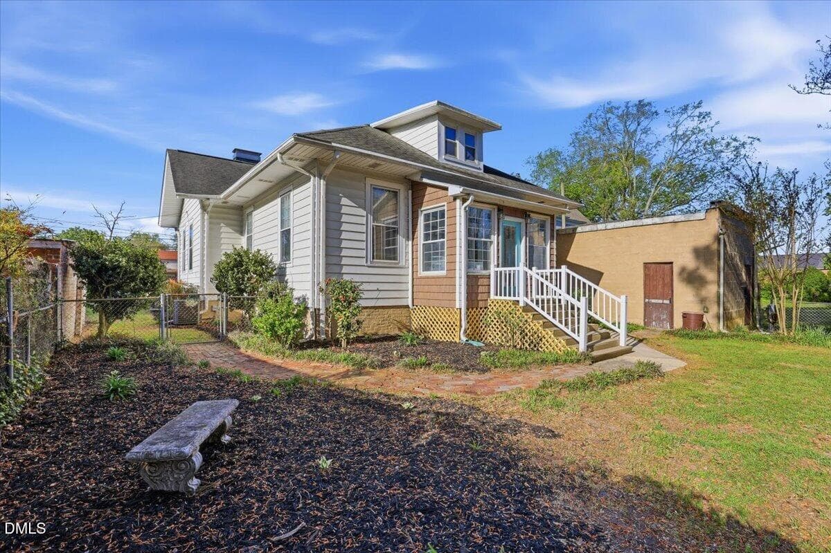 08-129 E Railroad St-8 - 129 E Railroad Street, La Grange, NC 28551