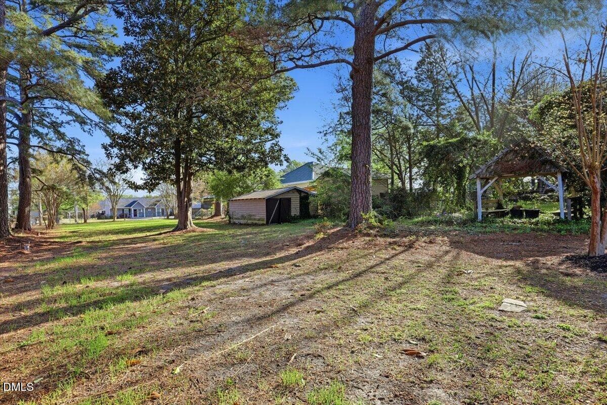 09-129 E Railroad St-9 - 129 E Railroad Street, La Grange, NC 28551