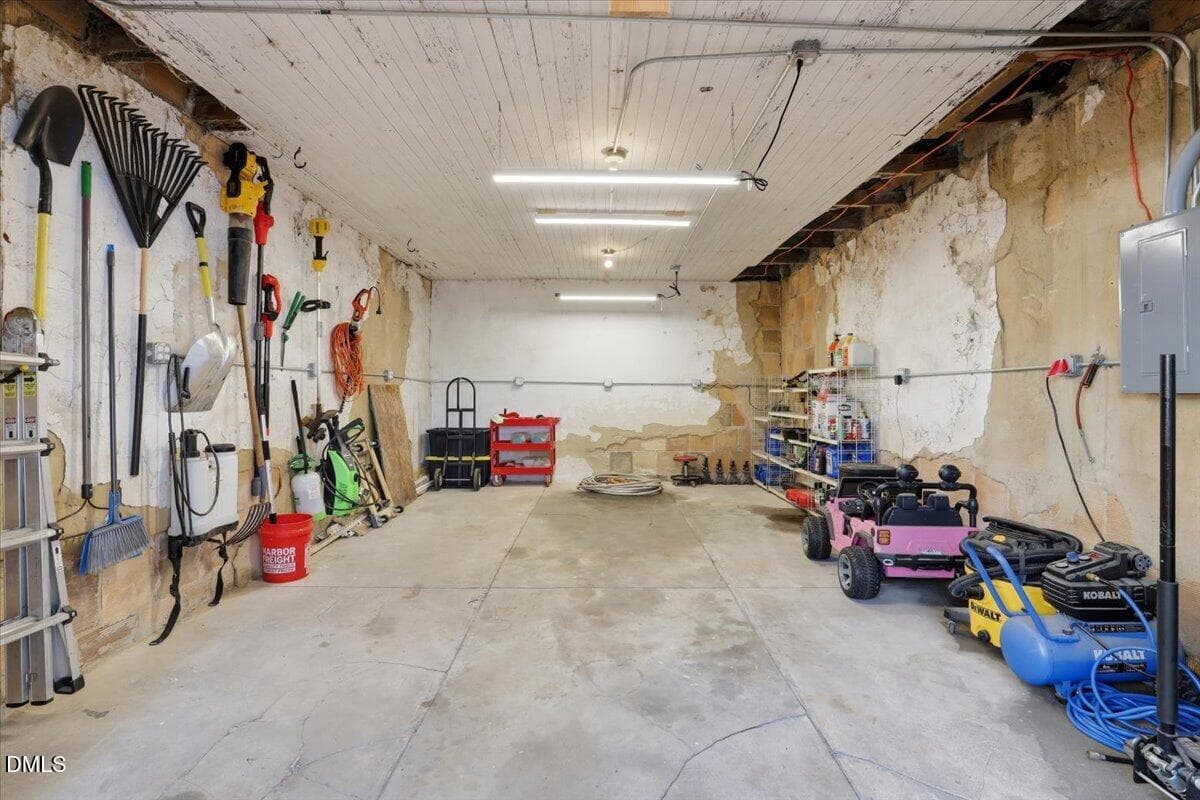 43-129 E Railroad St-43 - 129 E Railroad Street, La Grange, NC 28551