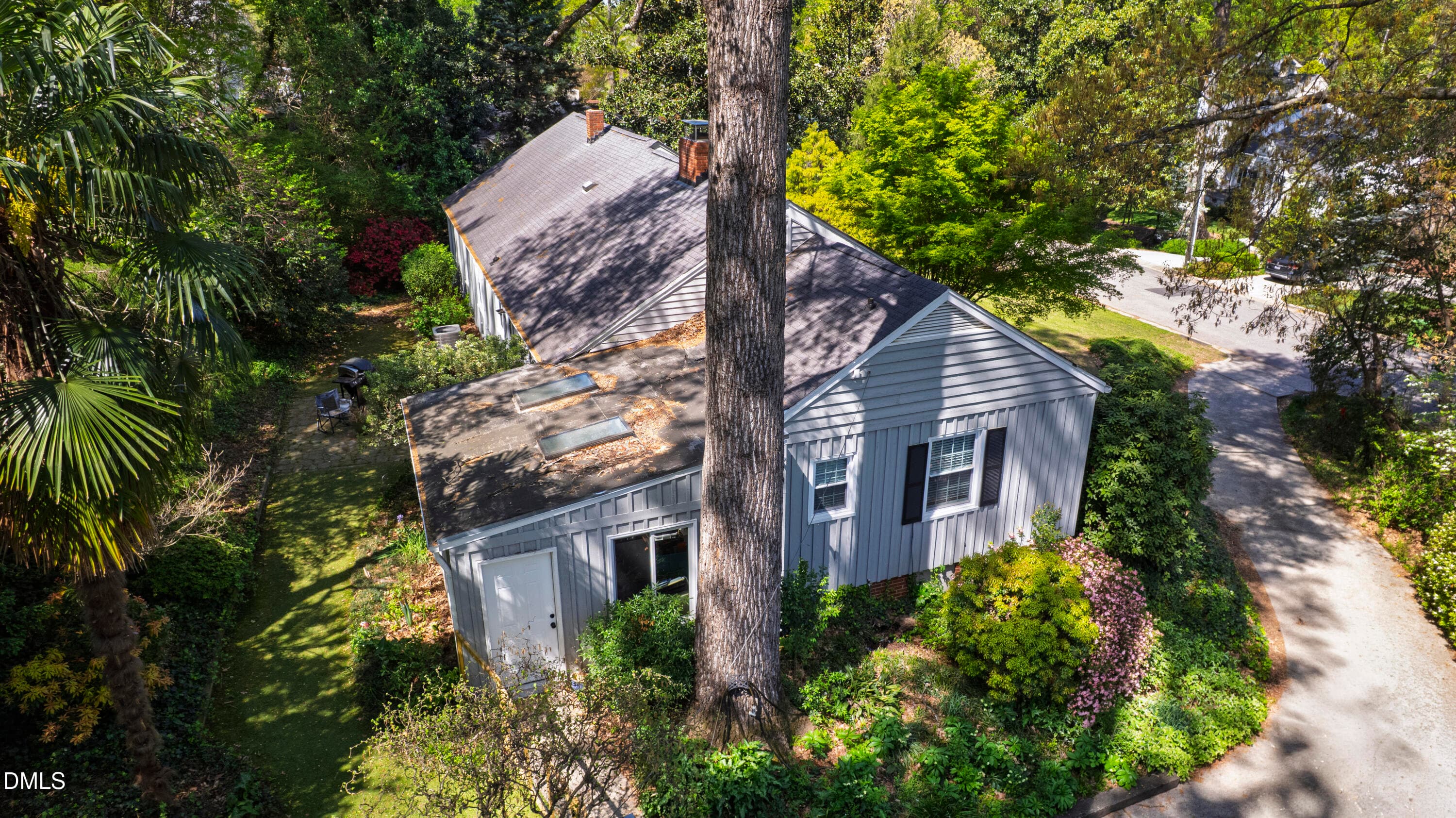 Davis (19) - 2667 Davis Street, Raleigh, NC 27608, Raleigh