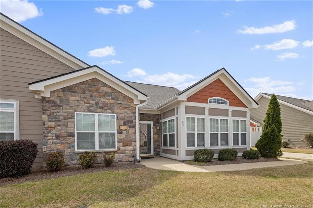 Photo 2 - 231 Nandina Court, Fayetteville, NC 28311, Fayetteville