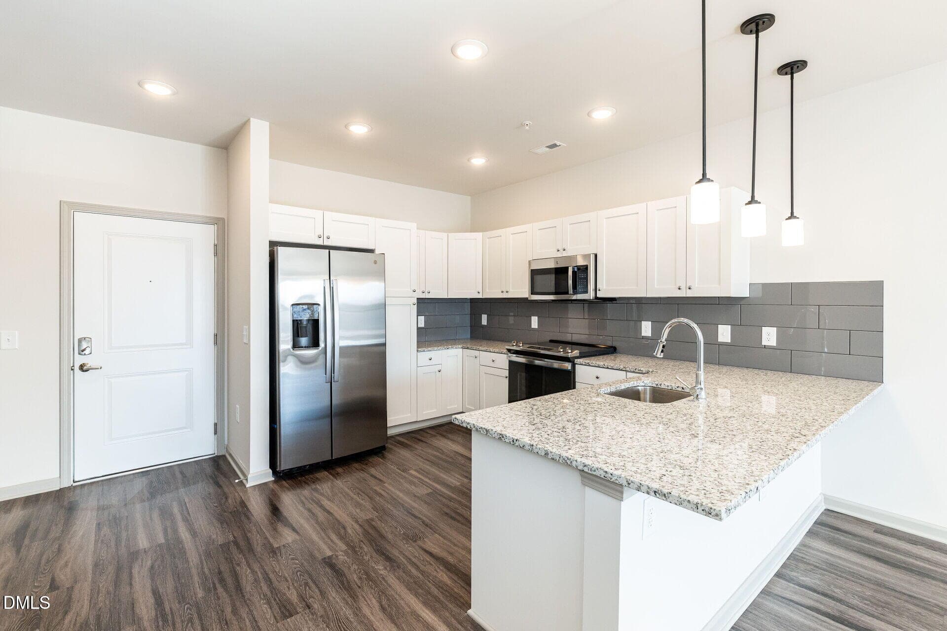 013-1920x1080-kitchen - 2425 Gathering Square Court, Fuquay Varina, NC 27526
