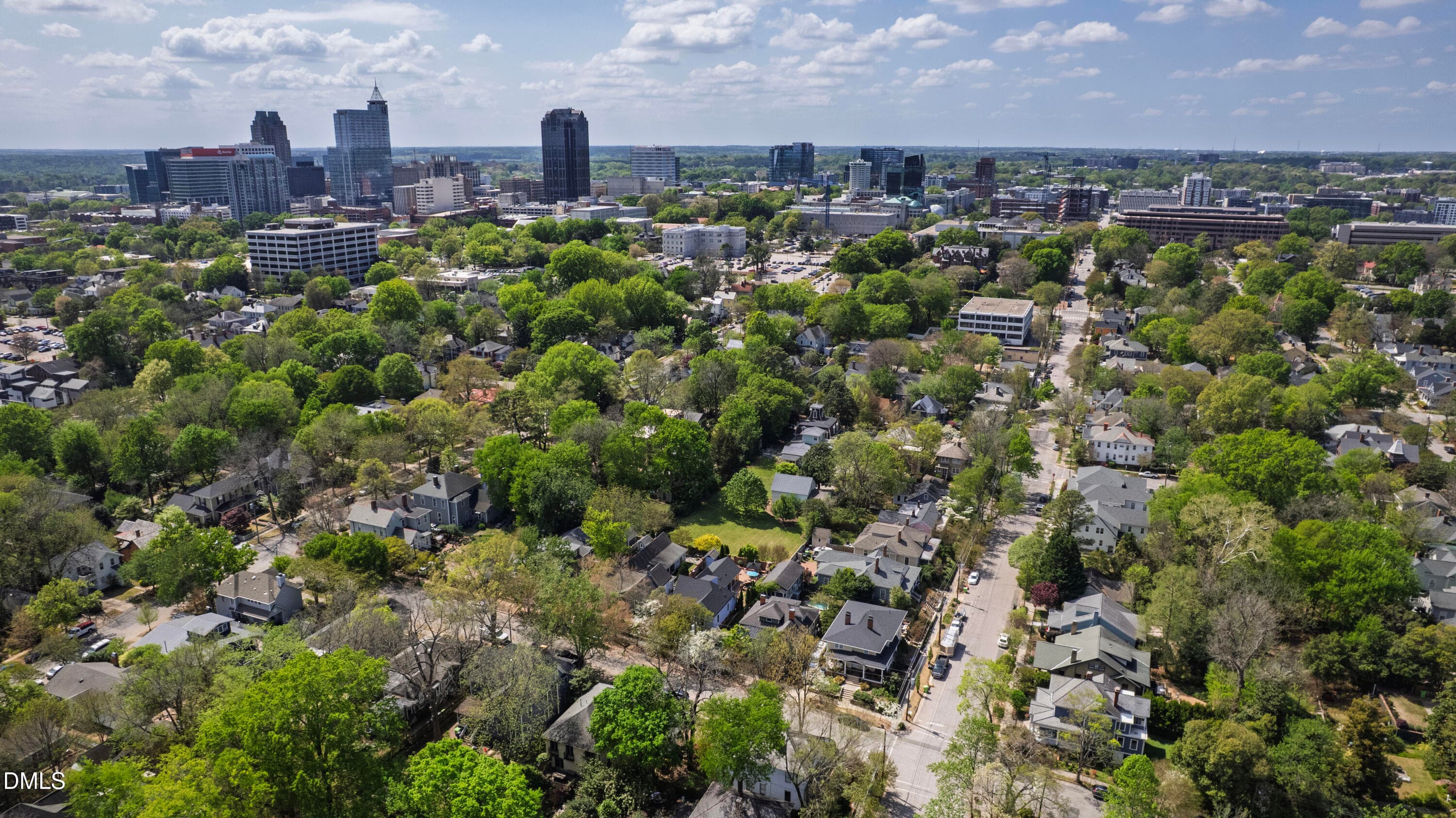 Elm (7) - 225 Elm Street, Raleigh, NC 27601, Raleigh