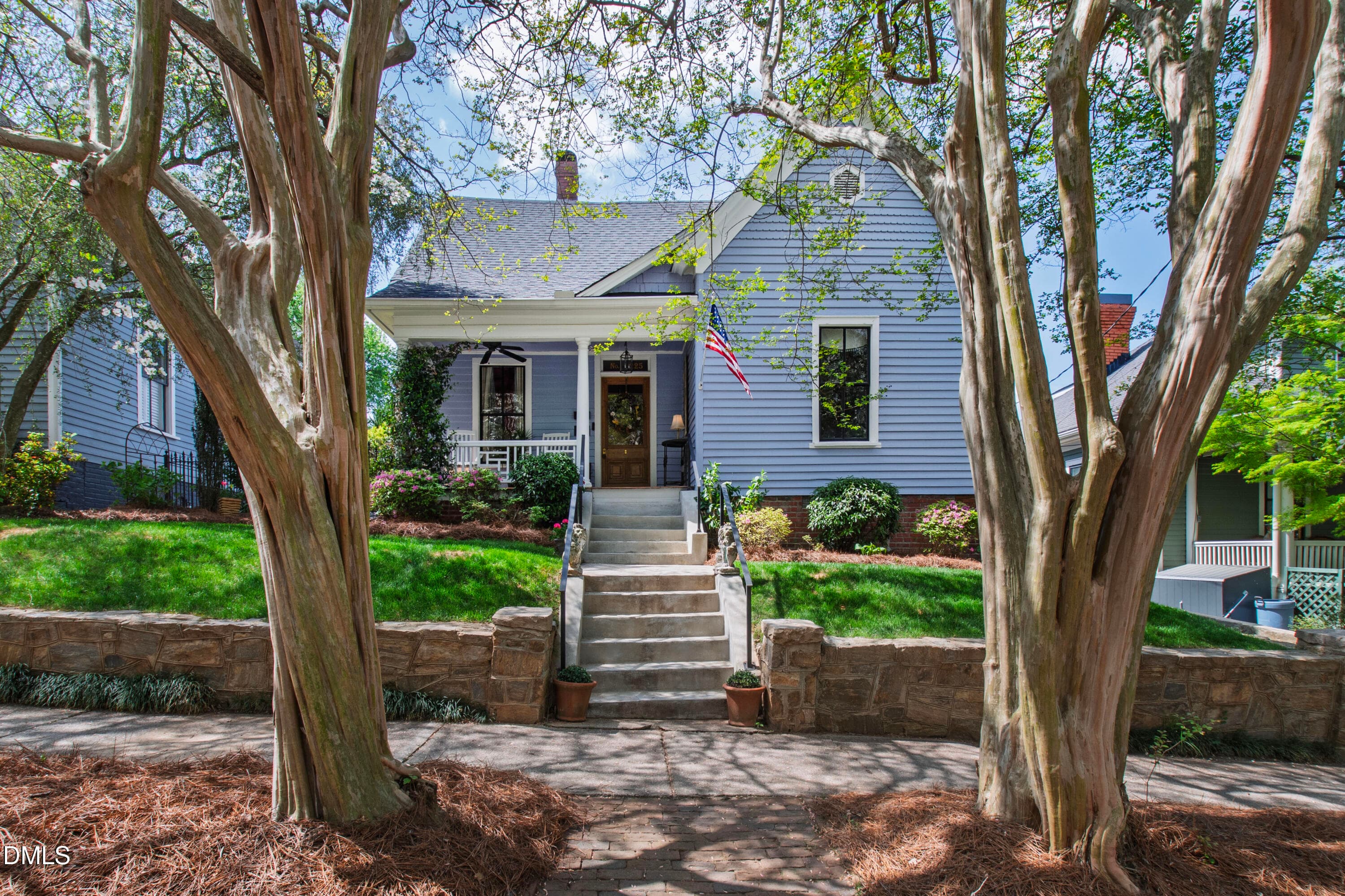Elm (17) - 225 Elm Street, Raleigh, NC 27601, Raleigh