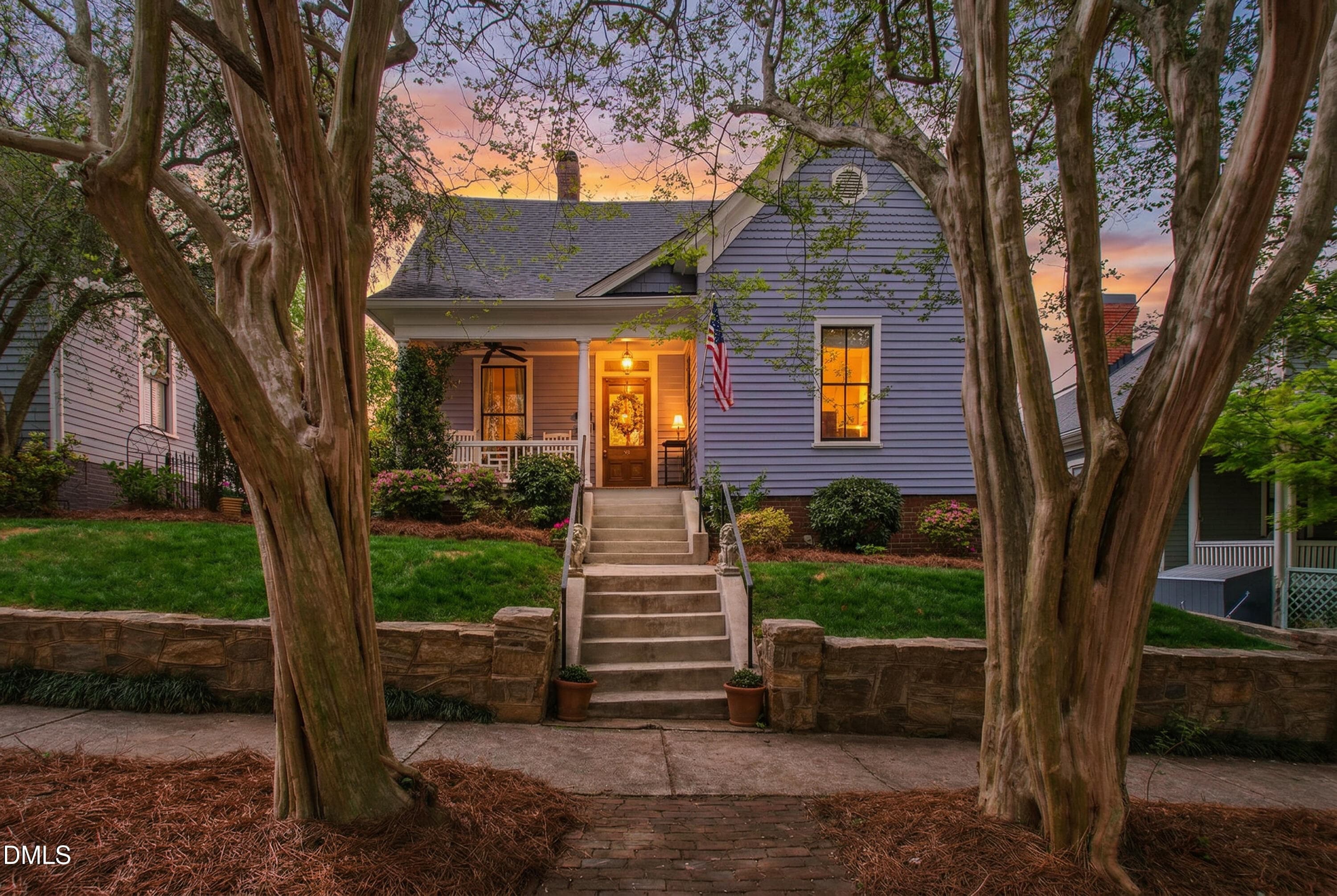 Elm (100) - 225 Elm Street, Raleigh, NC 27601, Raleigh