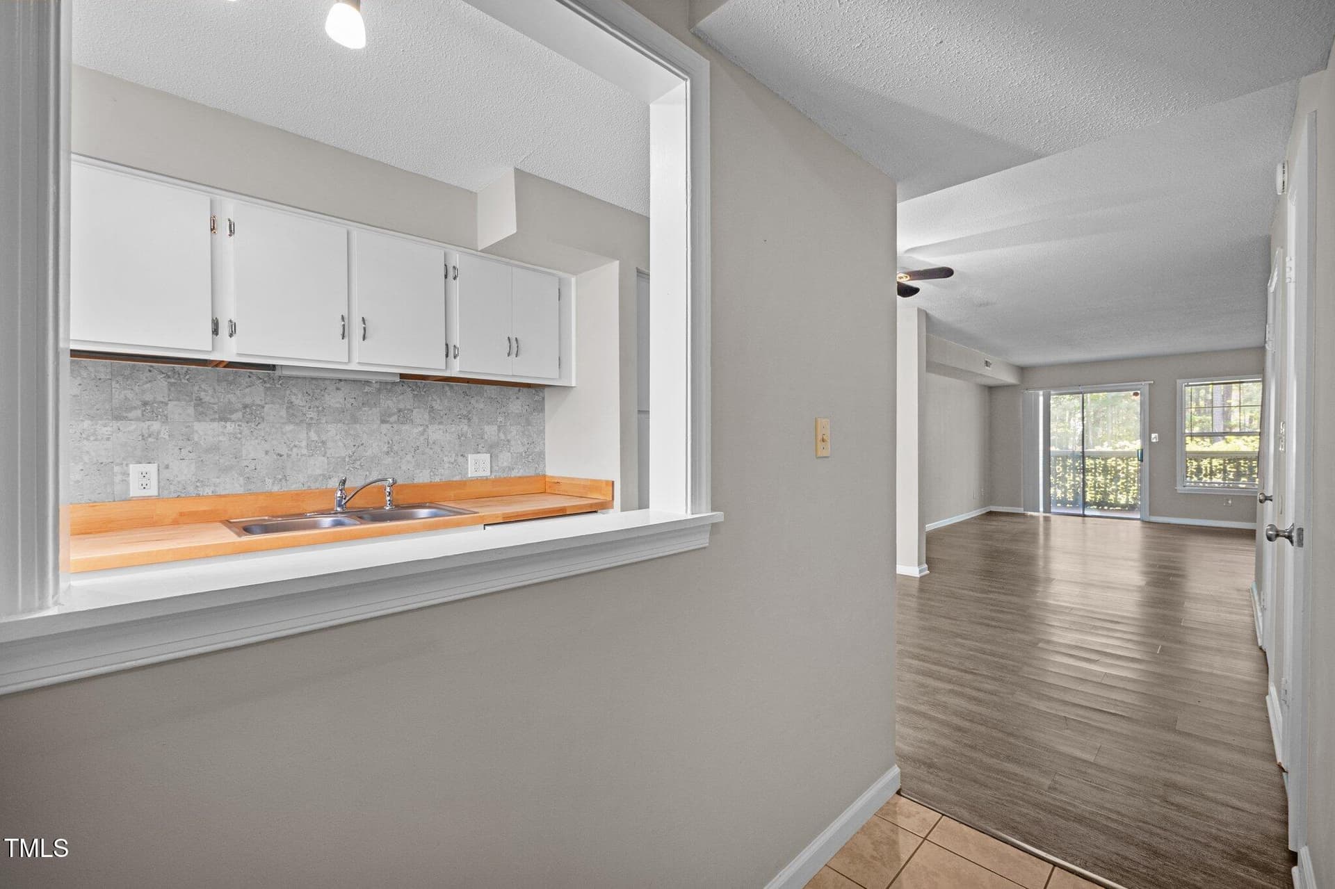 15-web-or-mls-P1036322 - 128 Schultz Street, Chapel Hill, NC 27514