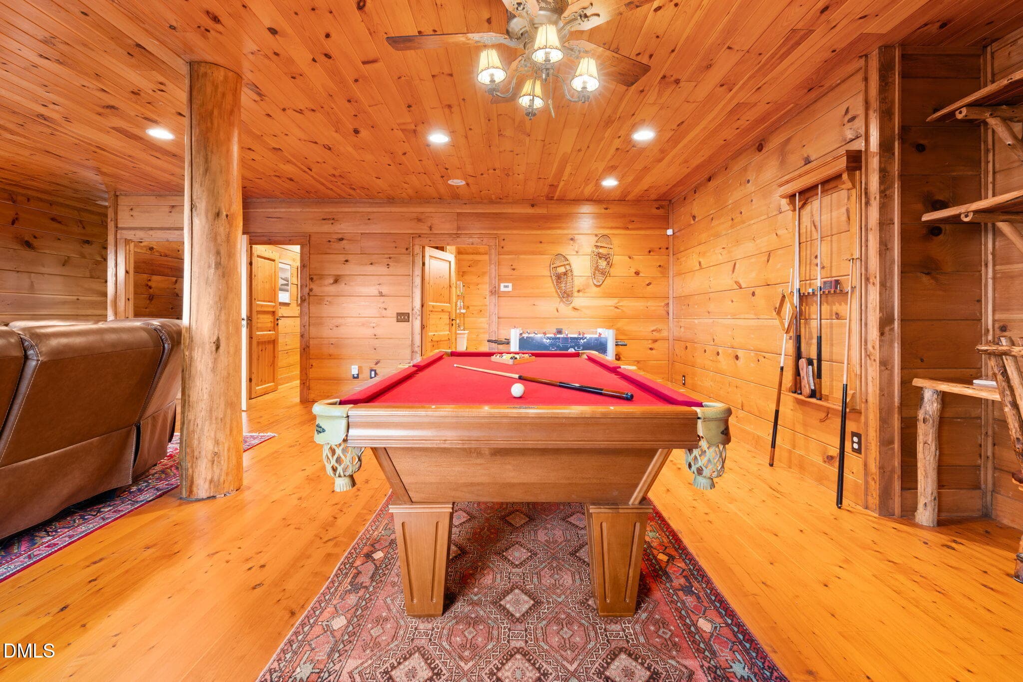 Game Room - 635 Acorn Nvno, Zionville, NC 28698