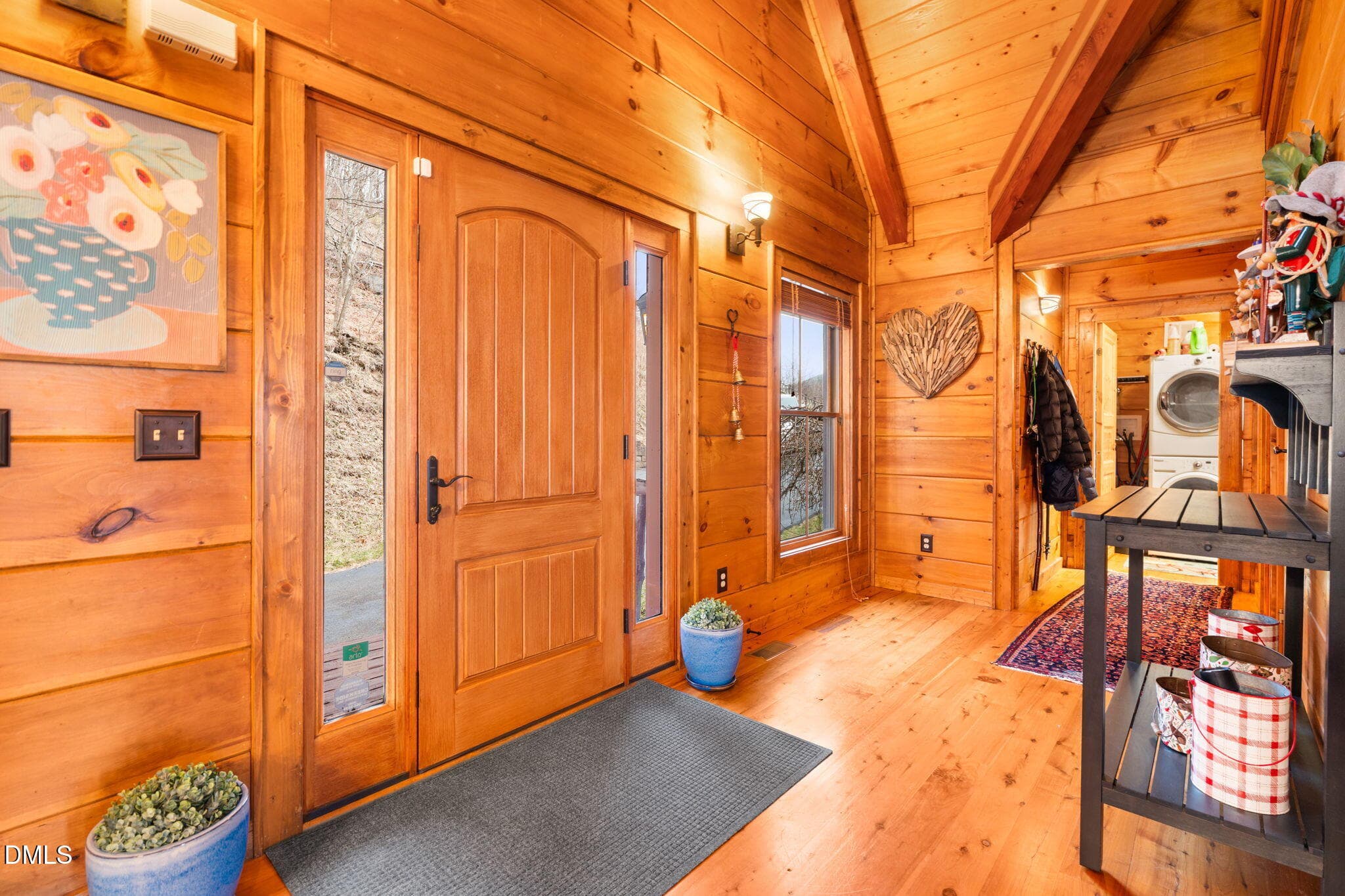 Foyer - 635 Acorn Nvno, Zionville, NC 28698