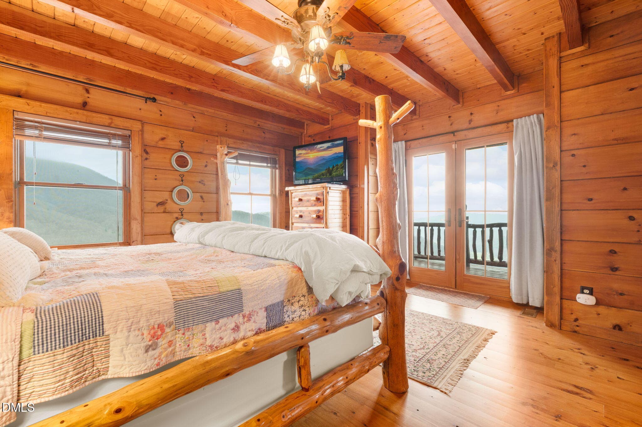 Primary Bedroom - 635 Acorn Nvno, Zionville, NC 28698