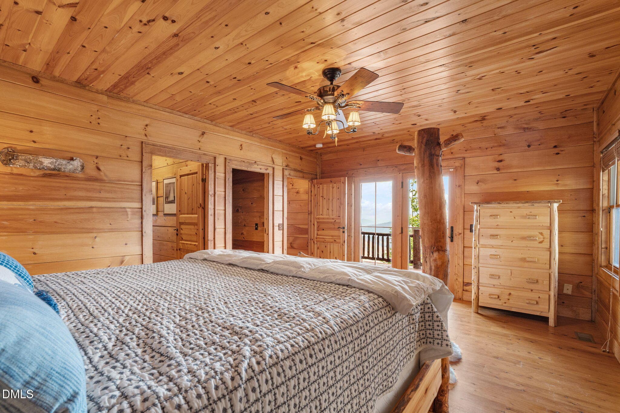 Bedroom - 635 Acorn Nvno, Zionville, NC 28698