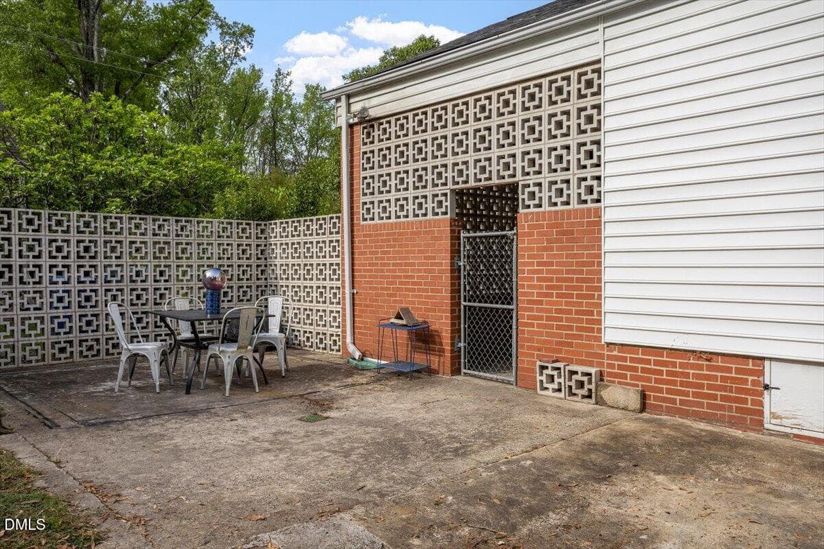 08-2402 Shenandoah Ave [2932206]_08 - 2402 Shenandoah Avenue, Durham, NC 27704, Durham