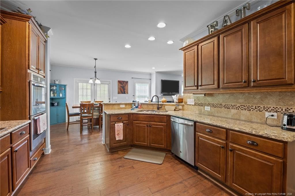 Gourmet Kitchen - 68 Heatherspring Way, Spring Lake, NC 28390
