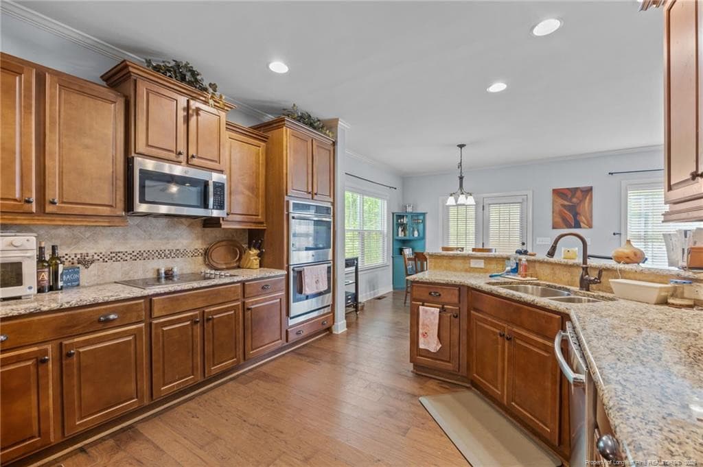 Gourmet Kitchen - 68 Heatherspring Way, Spring Lake, NC 28390