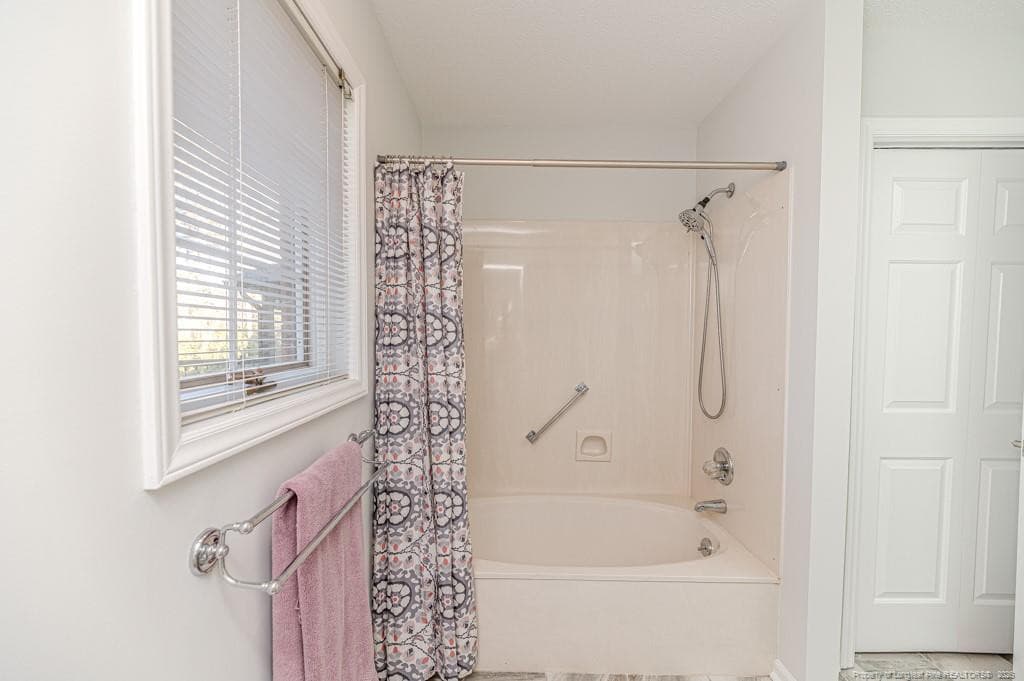 Hall Bath - 1905 Wedgewood Drive, Sanford, NC 27332