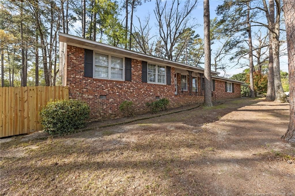 Photo 3 - 2125 Forest Hills Drive, Fayetteville, NC 28303, Fayetteville
