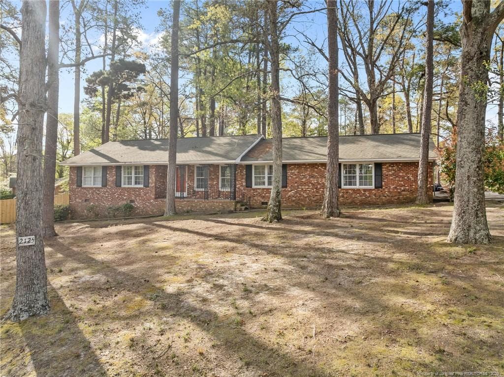 Photo 4 - 2125 Forest Hills Drive, Fayetteville, NC 28303, Fayetteville