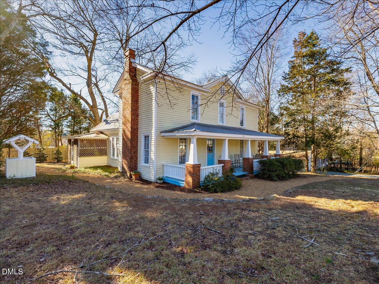 076-Walkway - 298 E Salisbury Street, Pittsboro, NC 27312, Pittsboro