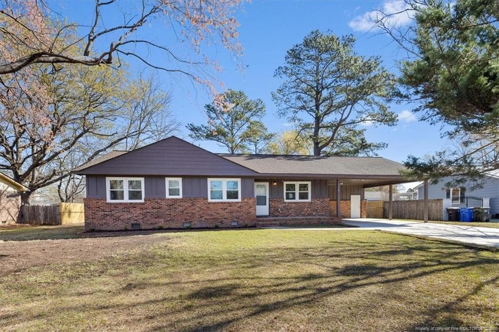 Photo 2 - 716 Dowfield Drive, Fayetteville, NC 28311, Fayetteville